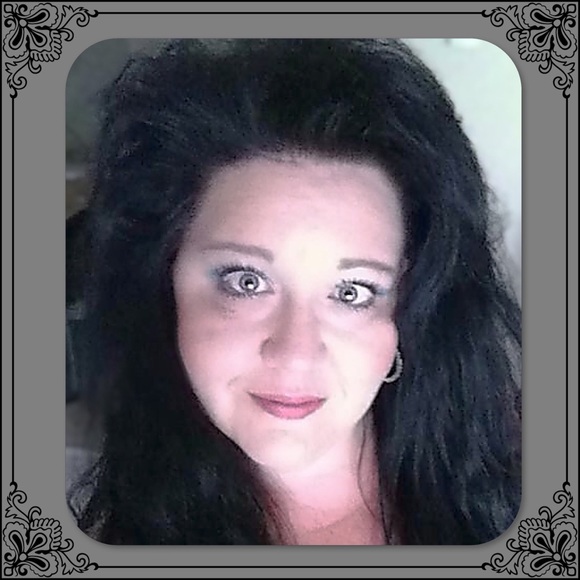 Check out my main closet! @luturnbull - Picture 2 of 3